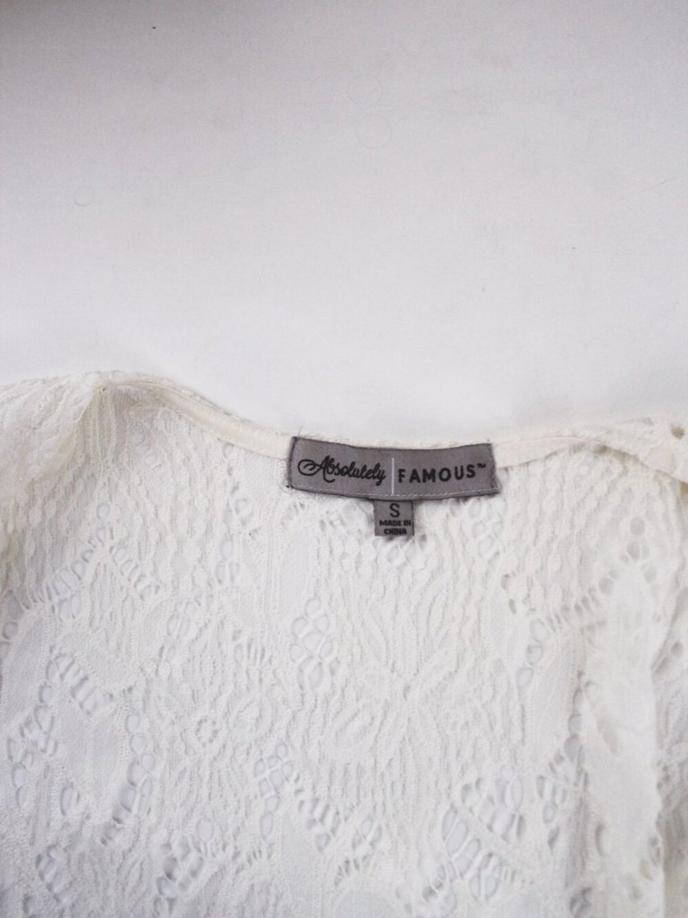 White Lace Kimono Cardigan Open-Front Small Boho Fairy Absolutely Famous - Picture 3 of 8